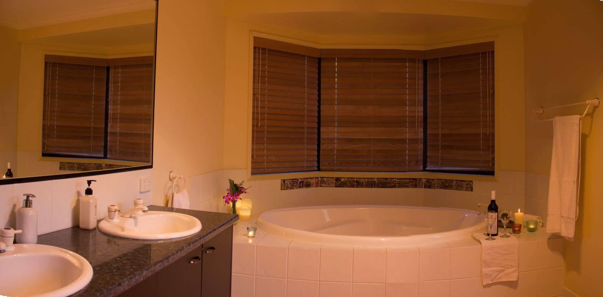 Noosa Edge Nudist Retreat Bed and Breakfast Doonan Εξωτερικό φωτογραφία