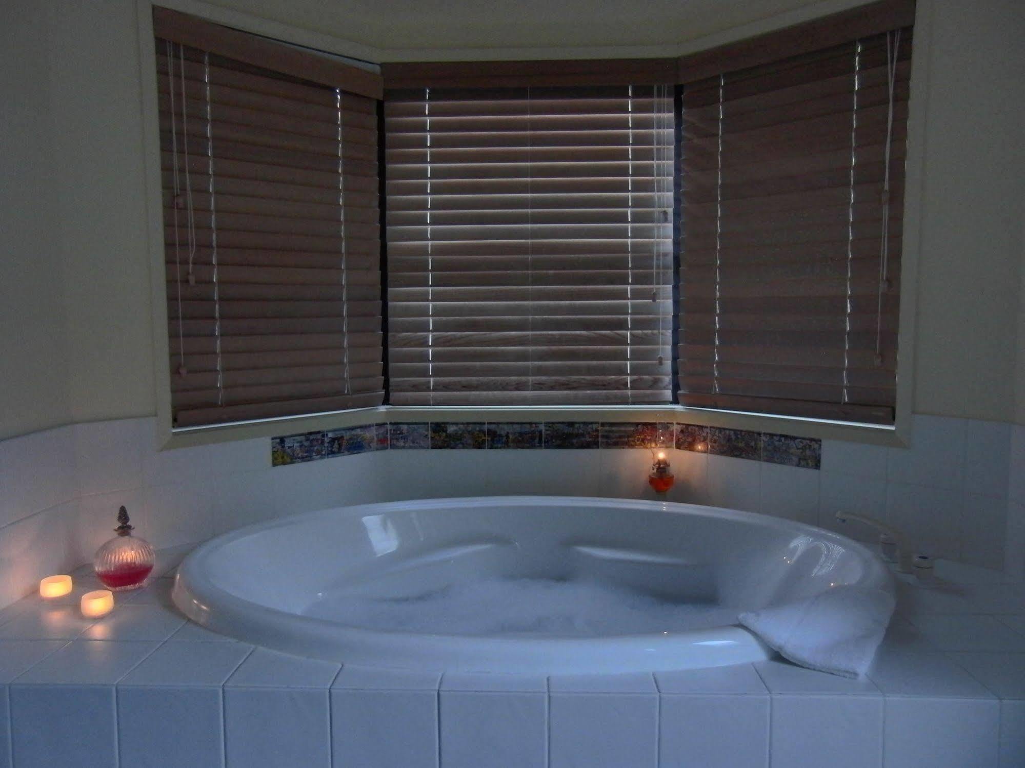 Noosa Edge Nudist Retreat Bed and Breakfast Doonan Εξωτερικό φωτογραφία